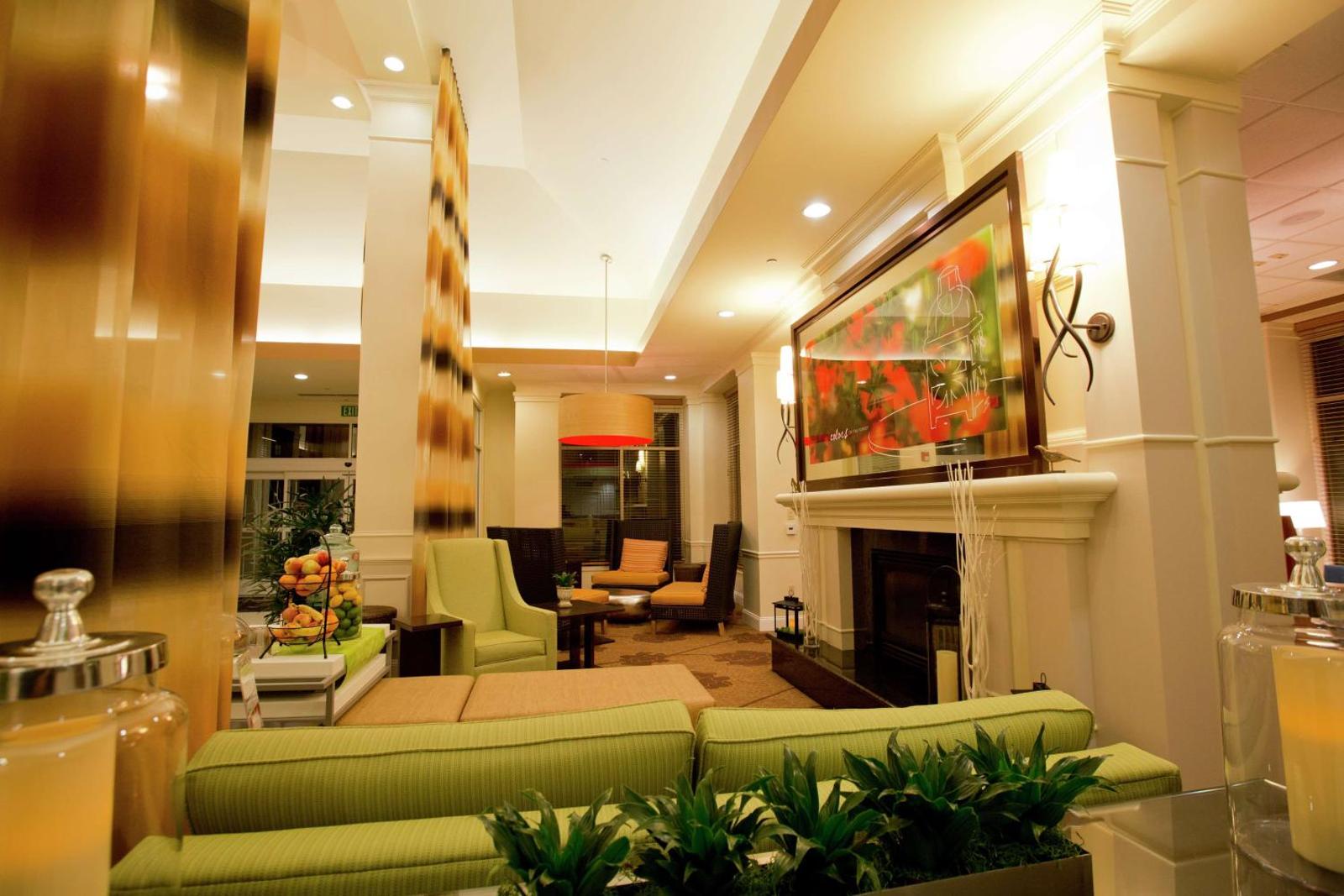 Hilton Garden Inn Oxnard/Camarillo Main image 2